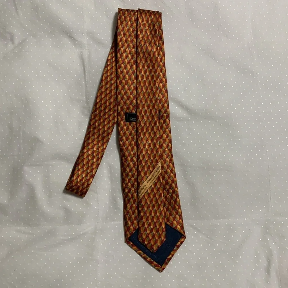 Ermenegildo Zegna Elegant 100% Silk Men's Tie